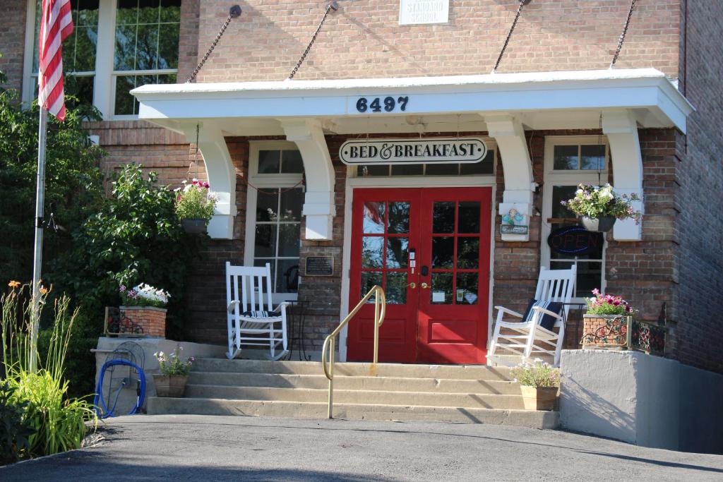 Northside School Bed & Breakfast (Bonners Ferry) 