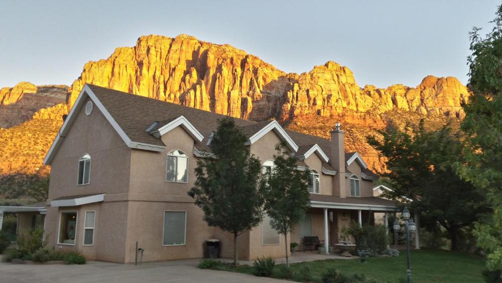 Novel House Inn at Zion (Springdale)