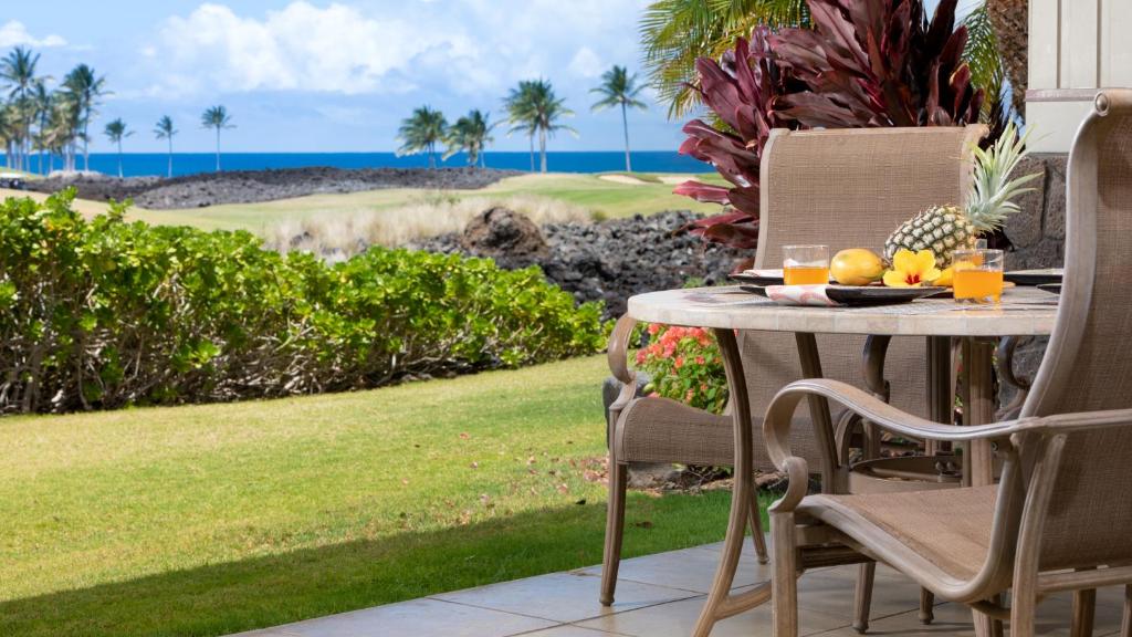 BY THE SEA VILLA Cheerful 3BR Halii Kai Home with Golf and Ocean Views (Waikoloa) 