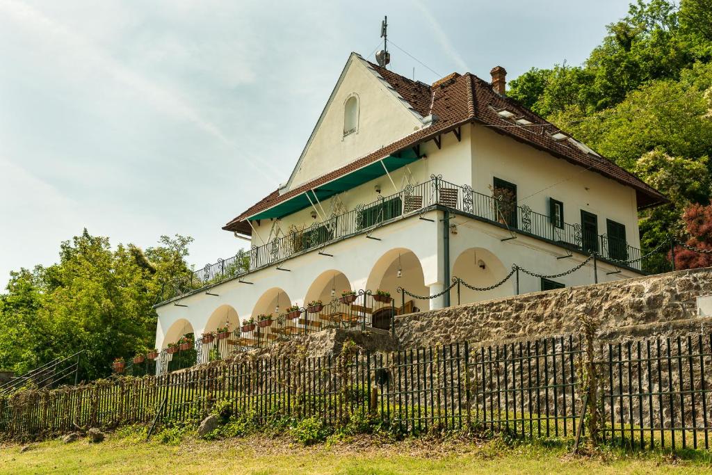 Villa Kabala (Szigliget) 