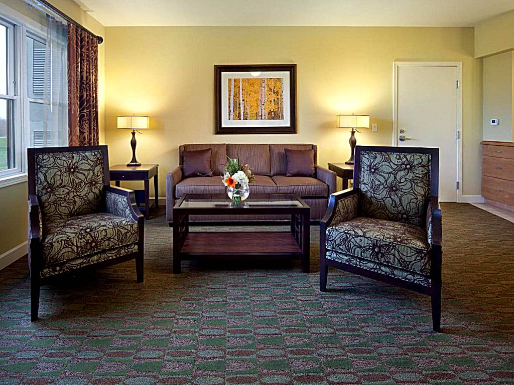 Holiday Inn Club Vacations at Lake Geneva Resort: Two-Bedroom Villa - Non-Smoking (Lake Geneva)