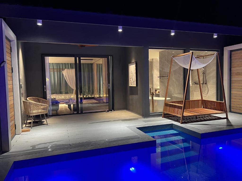 Looma Private Pool Villas